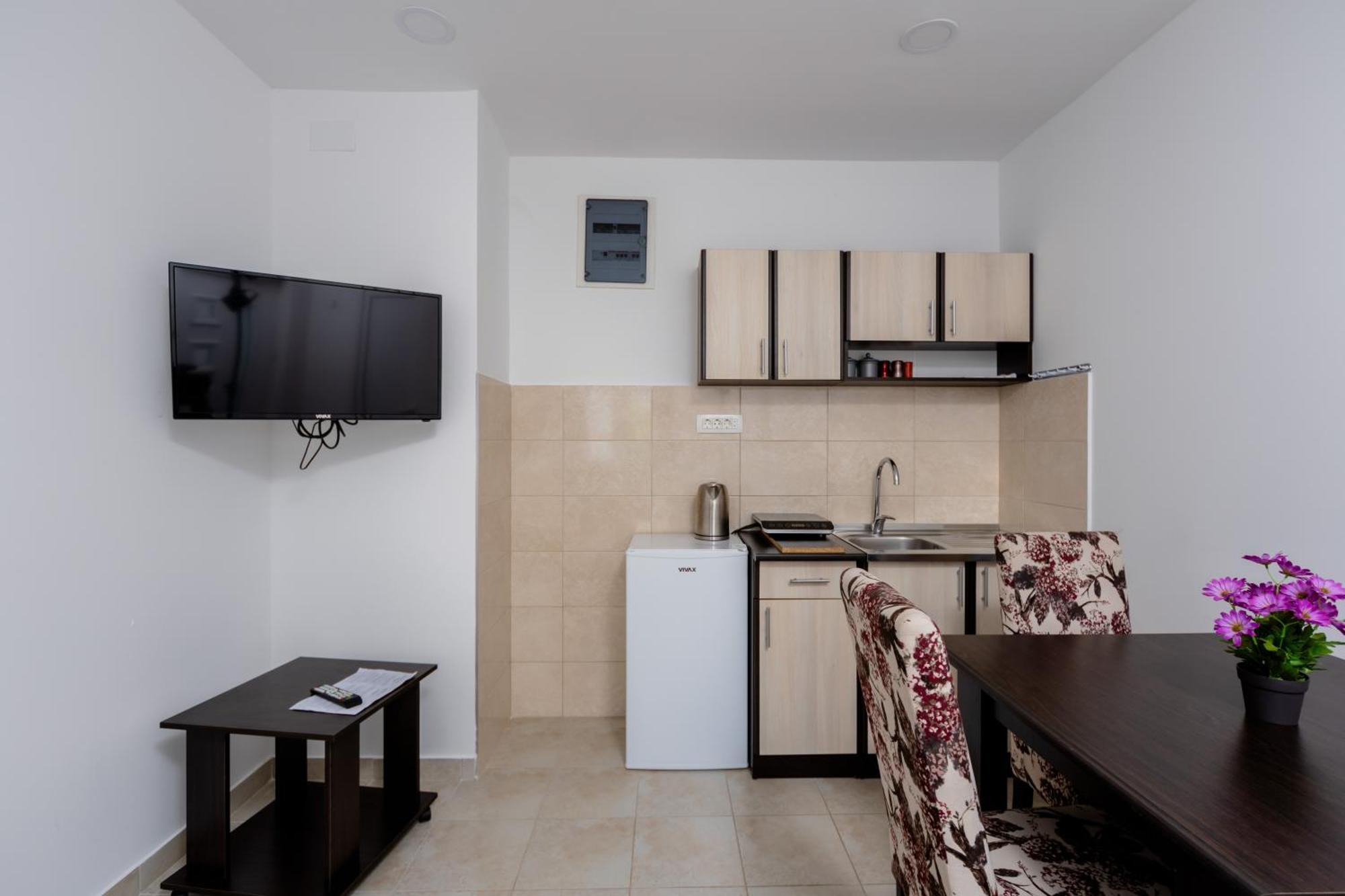 Apartment Tesla *